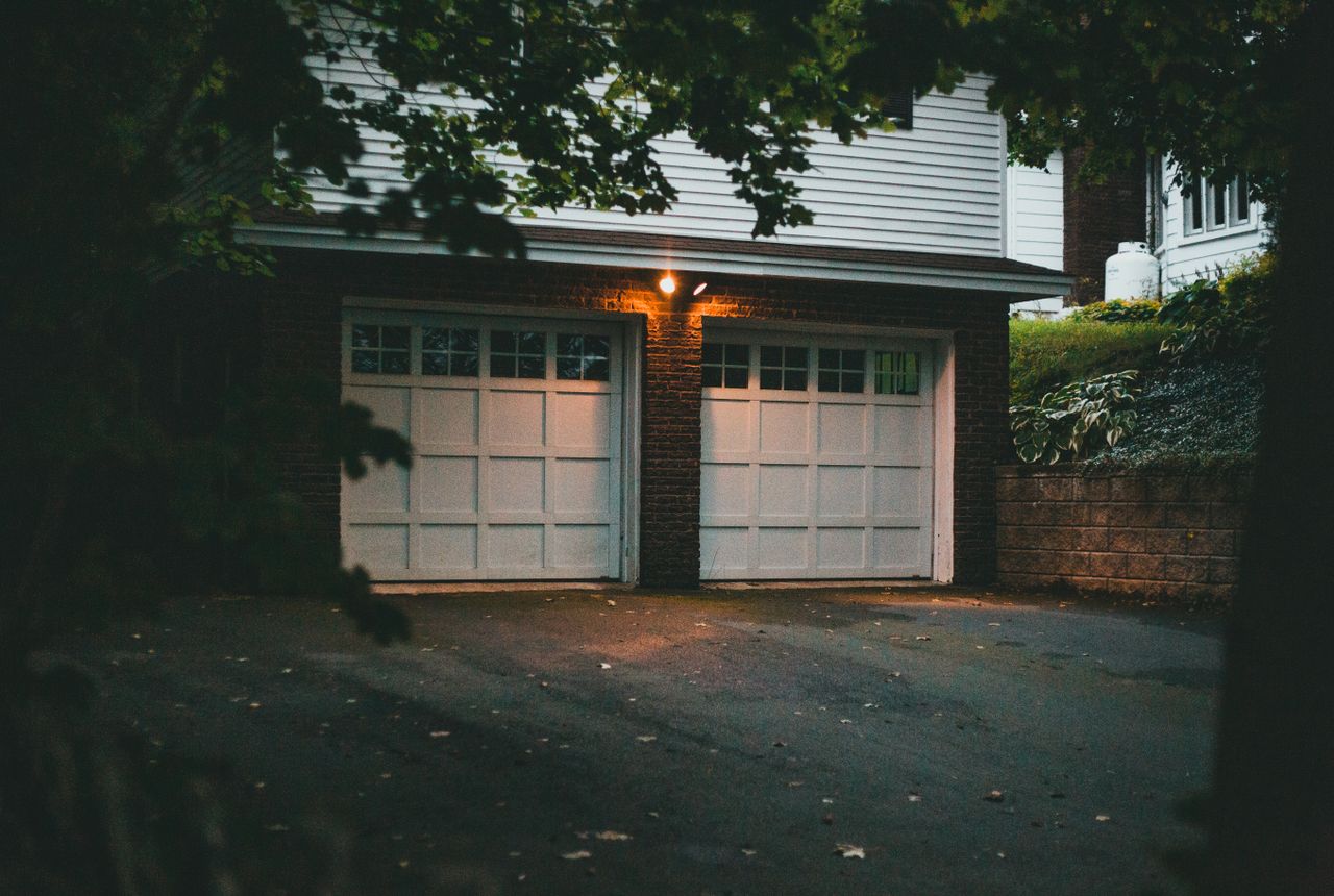 Garage door service in Cincinnati, OH